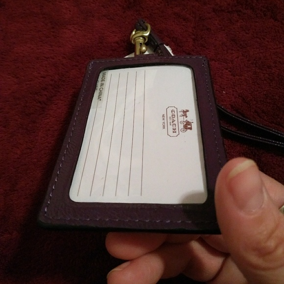 🆕  Coach Lanyard - Picture 2 of 4